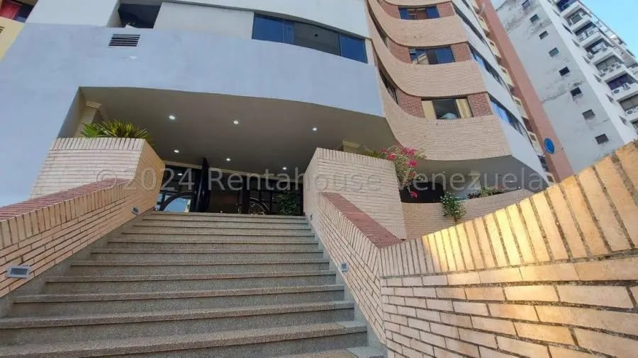 Apartamento en Alquiler en El Parral Valencia Carabobo Valencia - 2