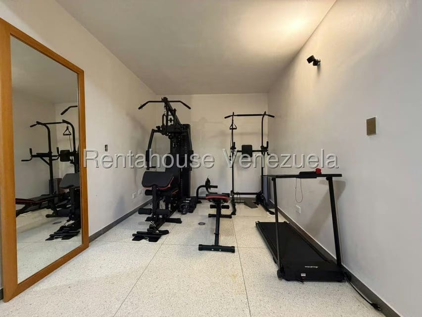 Casa (Multipes Niveles) en Venta en Prados del Este, Distrito Metropolitano - 20