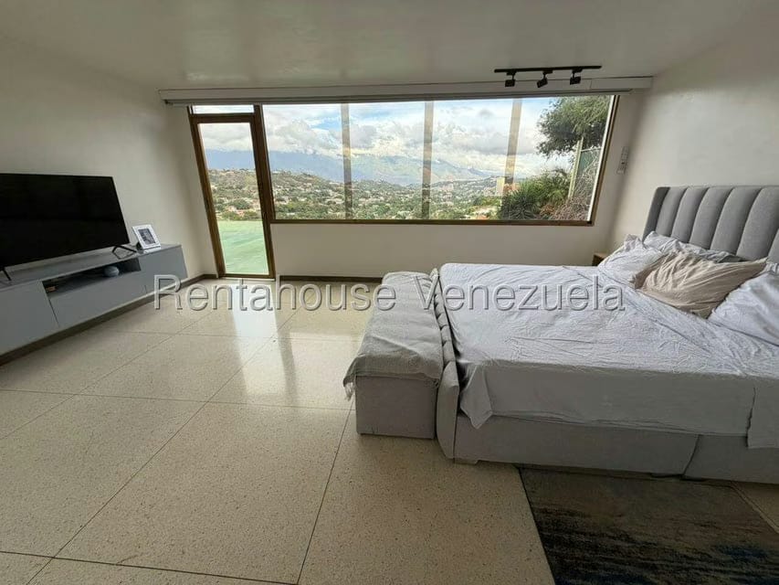 Casa (Multipes Niveles) en Venta en Prados del Este, Distrito Metropolitano - 7