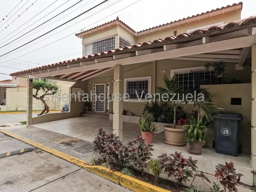 Casa (Duplex) en Venta en Camino de la Mendera, Lara