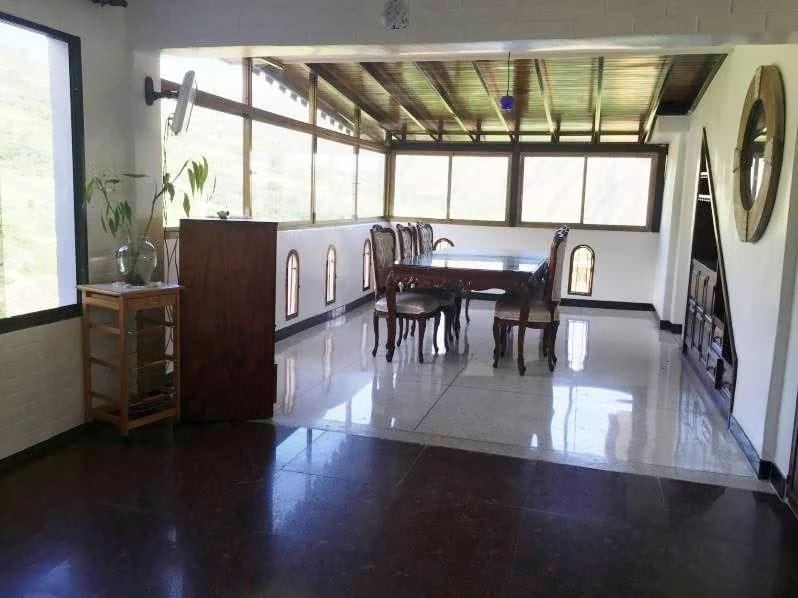 Casa (Multipes Niveles) en Venta en El Junko, Distrito Metropolitano - 13