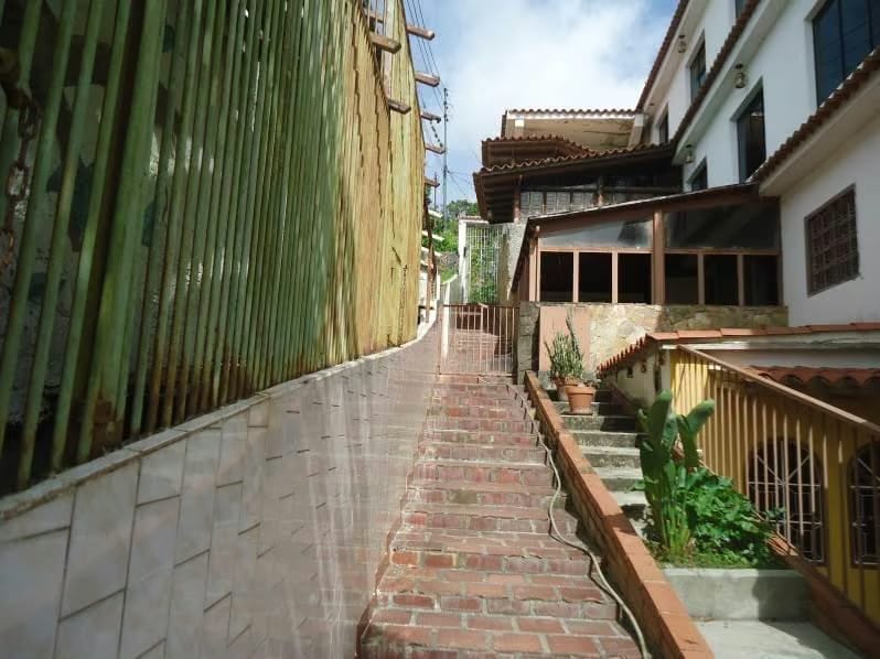 Casa (Multipes Niveles) en Venta en El Junko, Distrito Metropolitano - 33