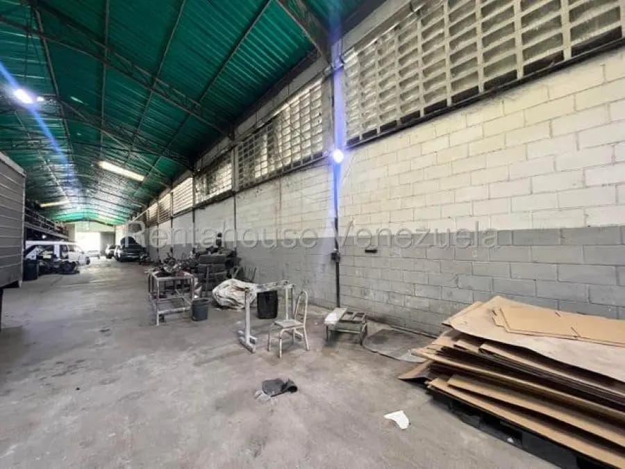 Galpon en Venta en la coromoto Maracay - 2