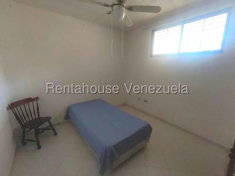 Apartamento (1 Nivel) en Alquiler en La Trigaleña, Carabobo - 14