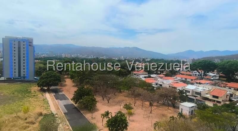 Apartamento (1 Nivel) en Alquiler en La Trigaleña, Carabobo - 18