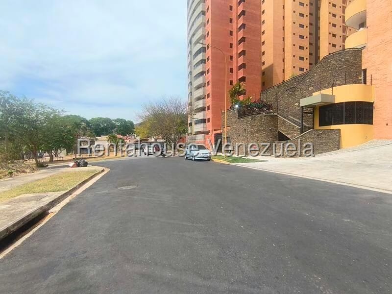 Apartamento (1 Nivel) en Alquiler en La Trigaleña, Carabobo - 20