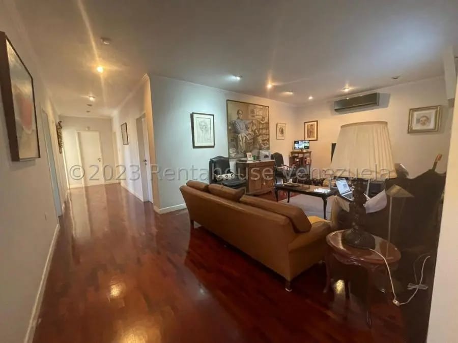 Casa en Venta en Altamira Caracas - 2