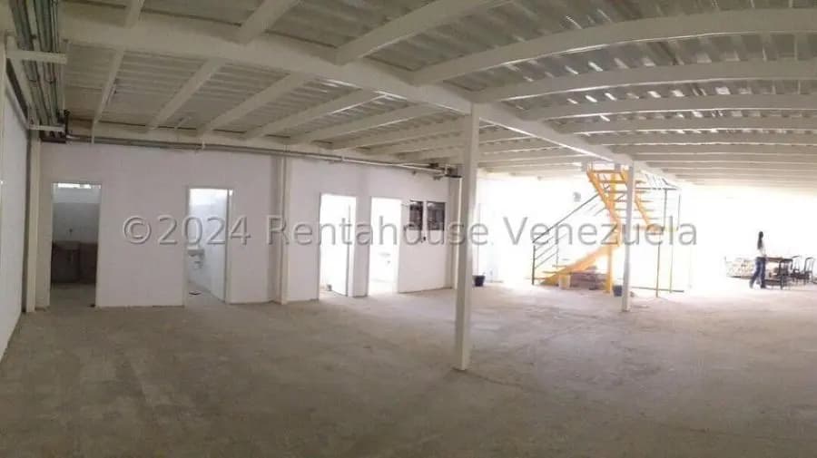 Galpon en Venta en zona industrial san vicente Maracay - 4