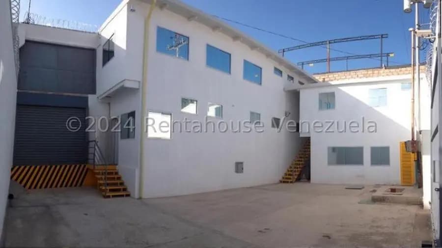 Galpon en Venta en zona industrial san vicente Maracay - 6