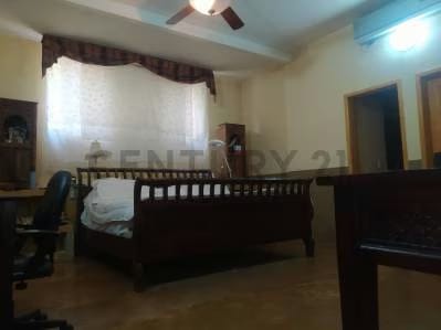 Se Vende Amplia y Cómoda Quinta De Un Solo Nivel - 9