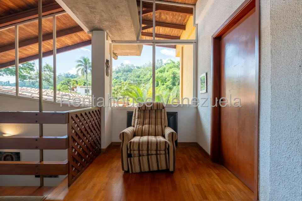 Casa (Multipes Niveles) en Venta en Los Geranios, Distrito Metropolitano - 24