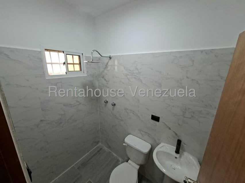 Casa (1 Nivel) en Venta en Guanadito, Falcon - 24