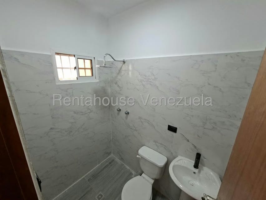 Casa (1 Nivel) en Venta en Guanadito, Falcon - 25