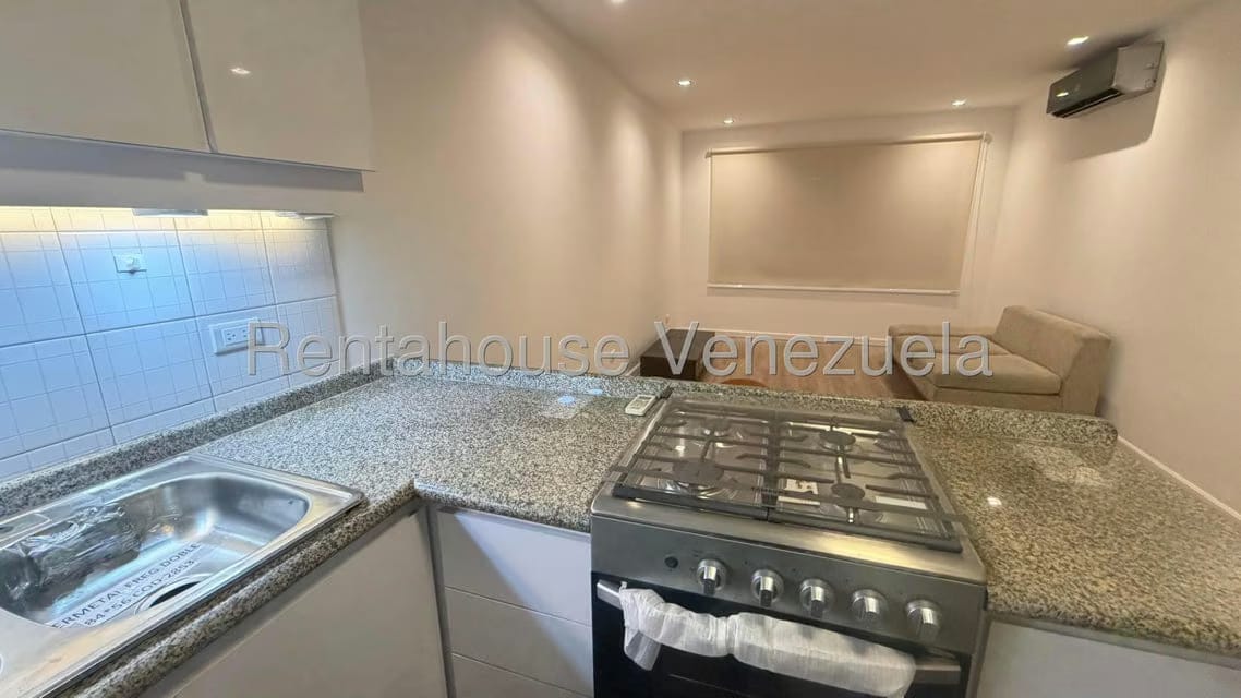Apartamento (1 Nivel) en Alquiler en Los Naranjos de Las Mercedes, Distrito Metropolitano - 18