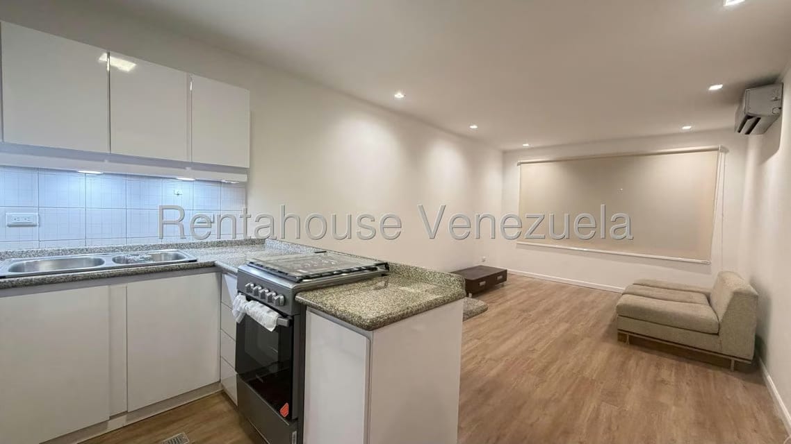 Apartamento (1 Nivel) en Alquiler en Los Naranjos de Las Mercedes, Distrito Metropolitano - 3