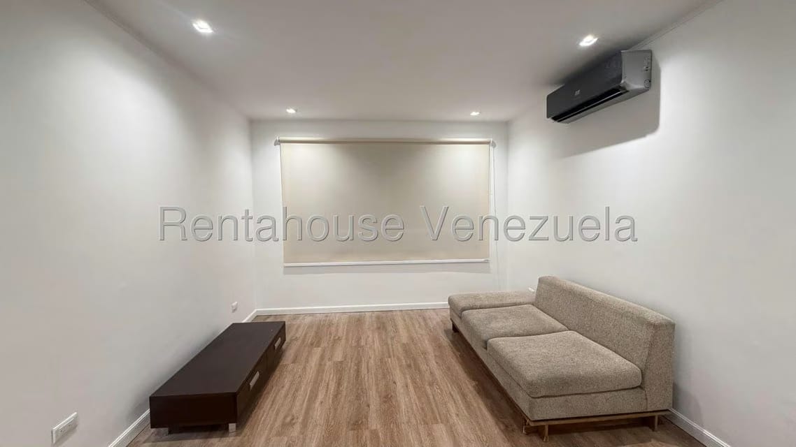 Apartamento (1 Nivel) en Alquiler en Los Naranjos de Las Mercedes, Distrito Metropolitano - 5