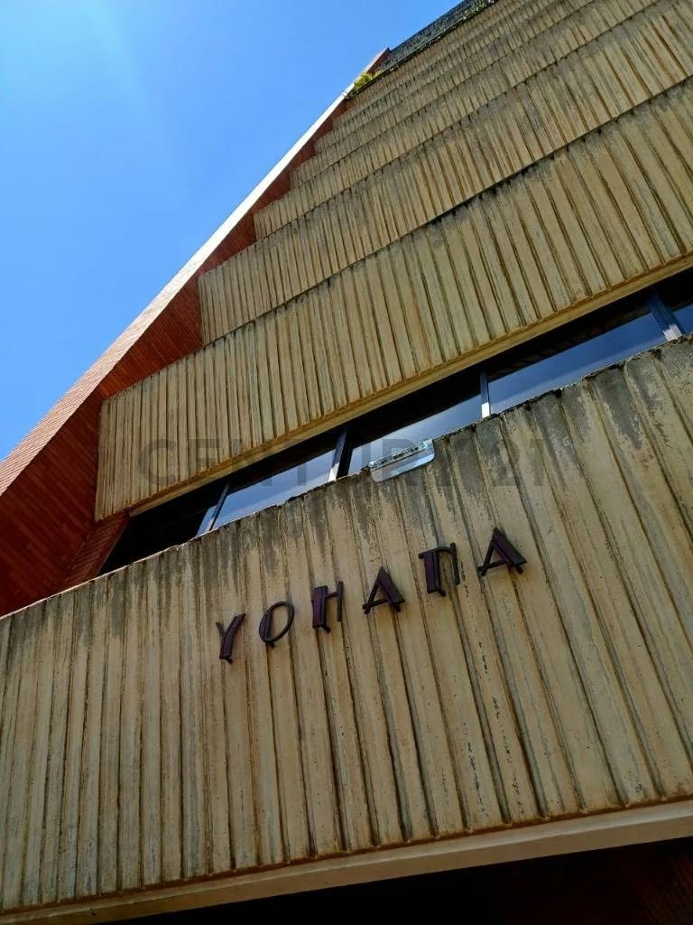 Apartamento en Edf. YOHANA, Tierra Negra. 384mts. - 3