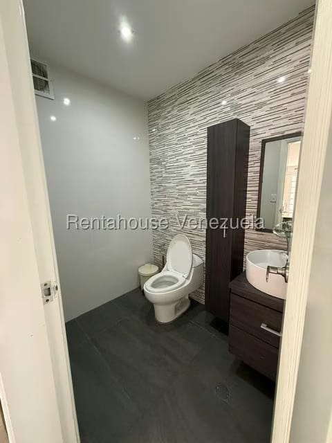 Casa (Multipes Niveles) en Venta en Montalban I, Distrito Metropolitano - 16