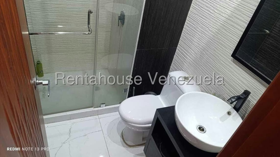 Casa (Multipes Niveles) en Venta en Montalban I, Distrito Metropolitano - 24
