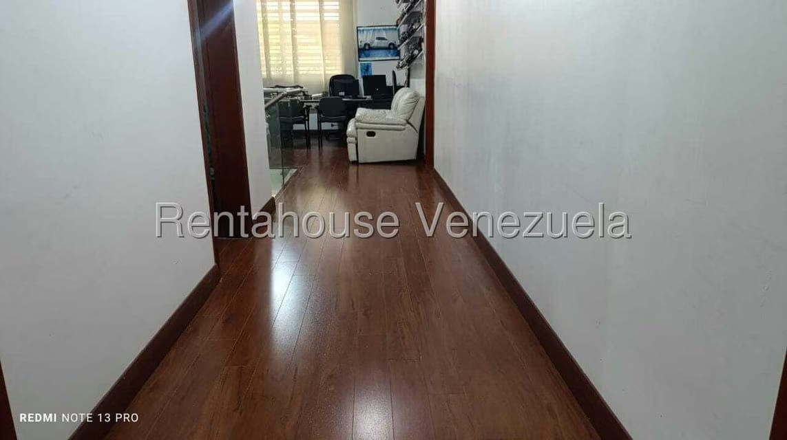 Casa (Multipes Niveles) en Venta en Montalban I, Distrito Metropolitano - 25