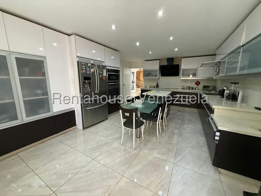 Casa (Multipes Niveles) en Venta en Montalban I, Distrito Metropolitano - 35