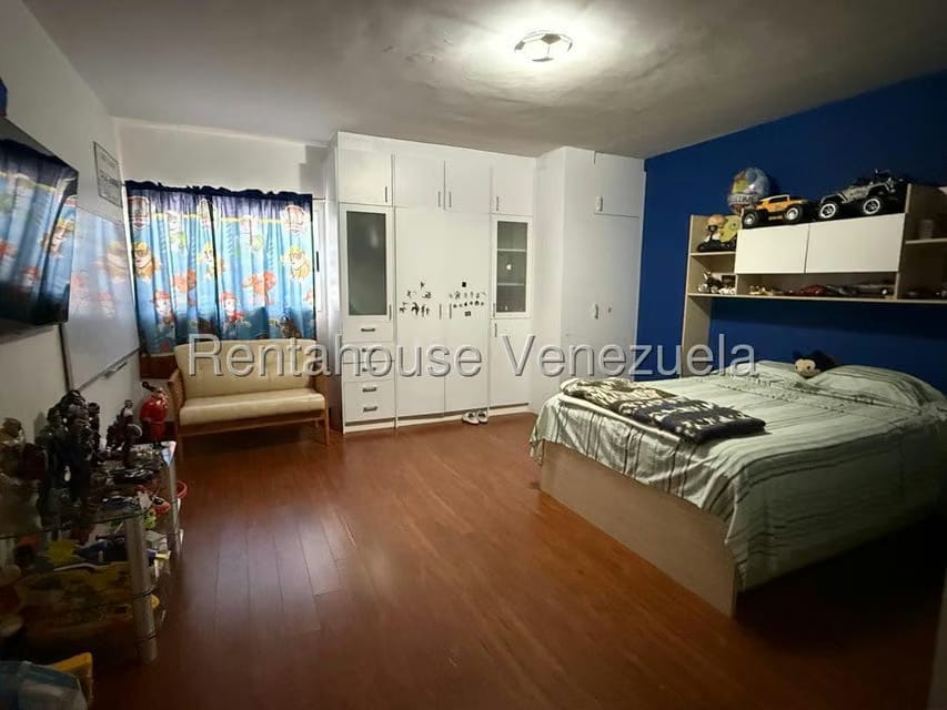 Casa (Multipes Niveles) en Venta en Montalban I, Distrito Metropolitano - 52