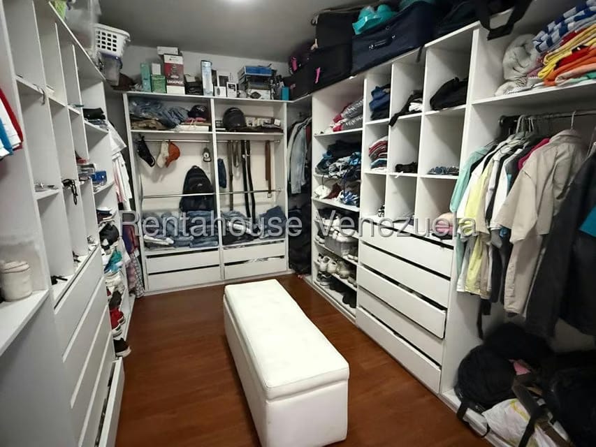 Casa (Multipes Niveles) en Venta en Montalban I, Distrito Metropolitano - 59