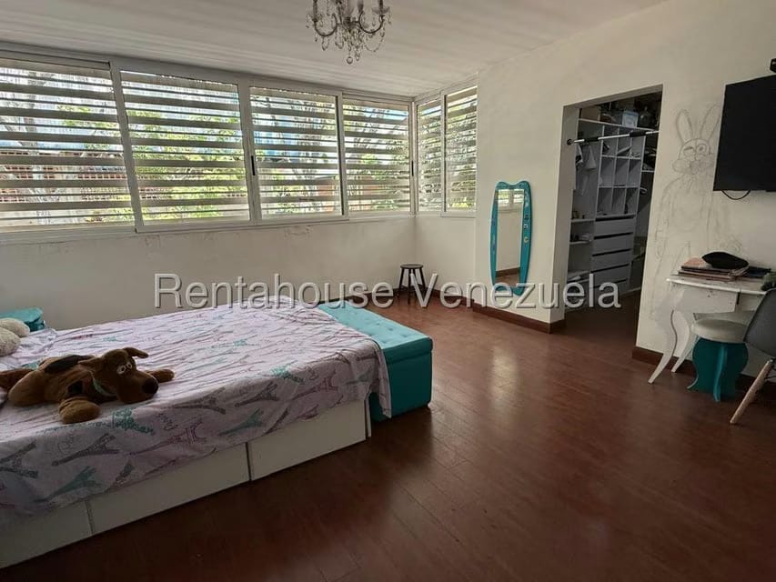 Casa (Multipes Niveles) en Venta en Montalban I, Distrito Metropolitano - 66