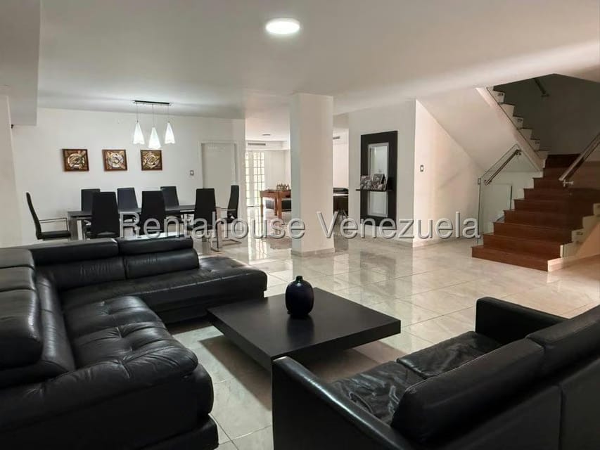 Casa (Multipes Niveles) en Venta en Montalban I, Distrito Metropolitano - 8