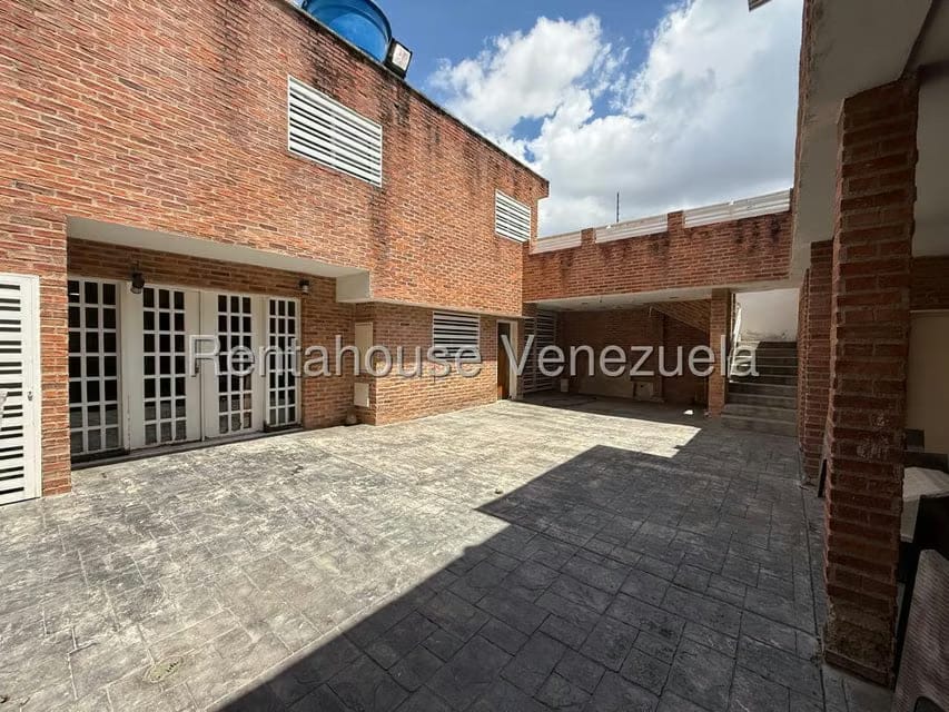 Casa (Multipes Niveles) en Venta en Montalban I, Distrito Metropolitano - 73