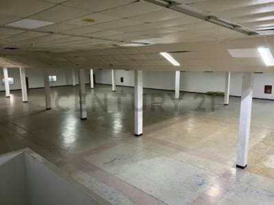 Alquiler de Local Comercial/Galpon - 3