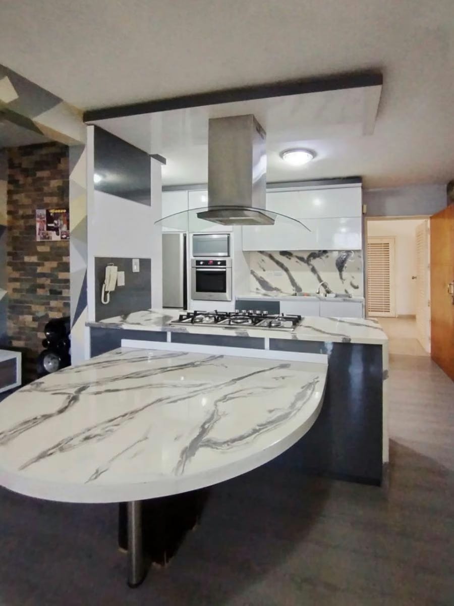 Apartamento en Venta en El Tambor Los Teques - 3