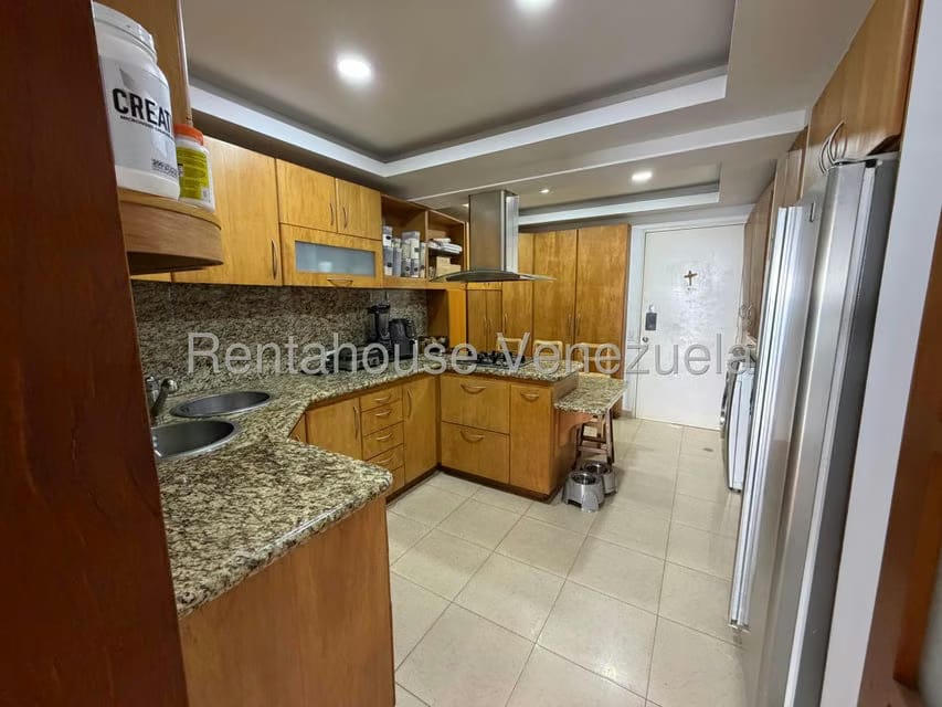 Apartamento (1 Nivel) en Alquiler en Lomas de La Lagunita, Distrito Metropolitano - 13