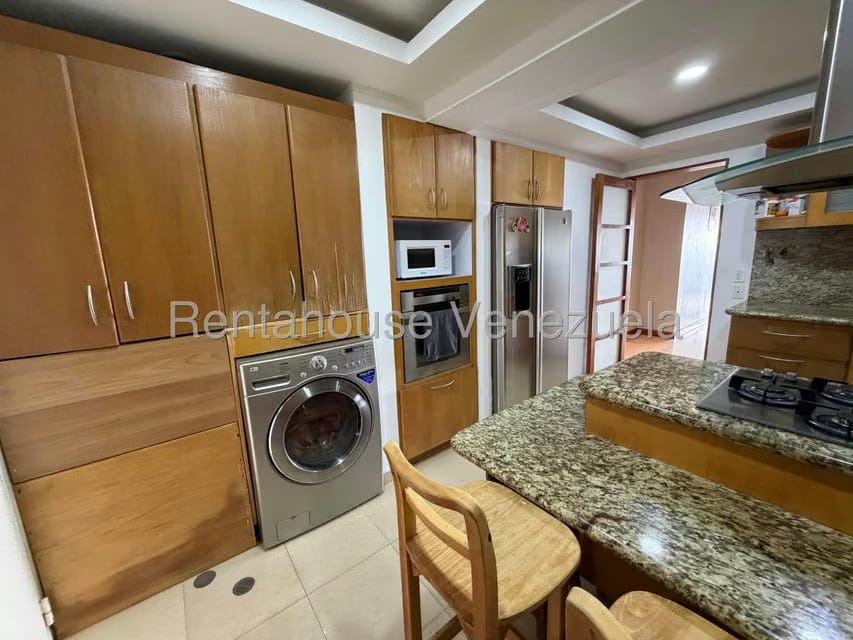 Apartamento (1 Nivel) en Alquiler en Lomas de La Lagunita, Distrito Metropolitano - 19
