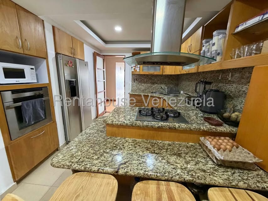 Apartamento (1 Nivel) en Alquiler en Lomas de La Lagunita, Distrito Metropolitano - 20