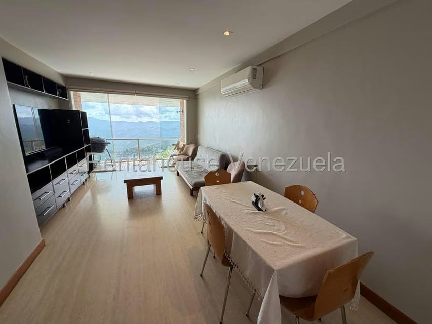 Apartamento (1 Nivel) en Alquiler en Lomas de La Lagunita, Distrito Metropolitano - 3