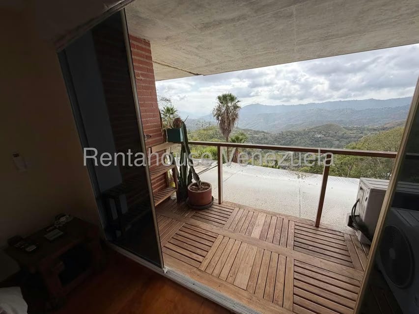 Apartamento (1 Nivel) en Alquiler en Lomas de La Lagunita, Distrito Metropolitano - 28