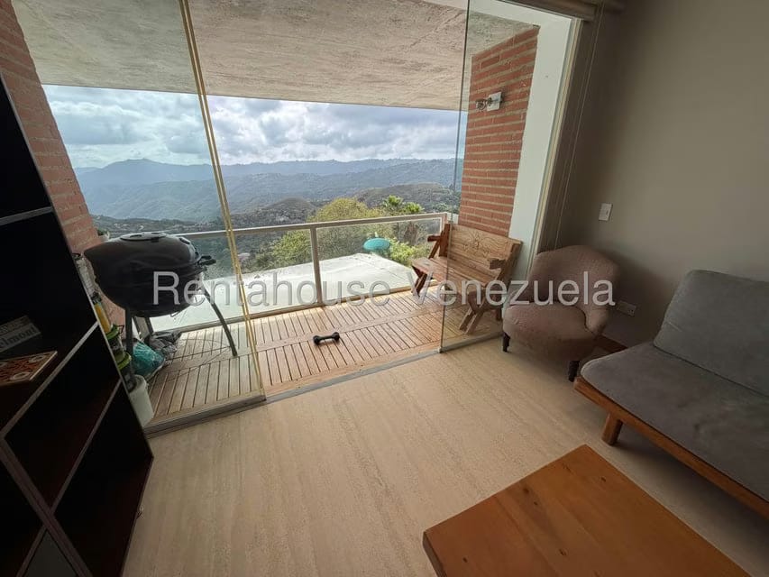 Apartamento (1 Nivel) en Alquiler en Lomas de La Lagunita, Distrito Metropolitano - 5