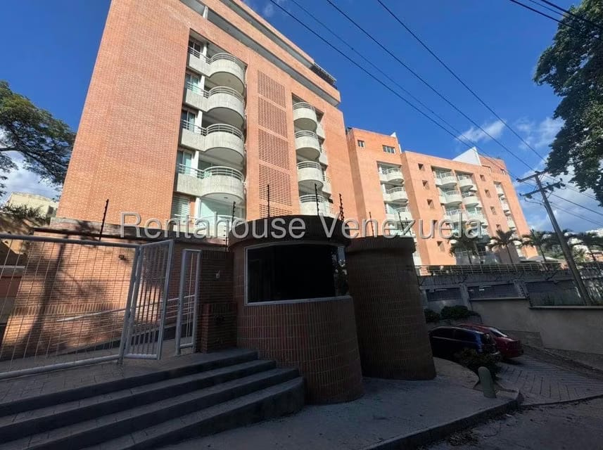 Apartamento (1 Nivel) en Alquiler en Valle Alto, Distrito Metropolitano