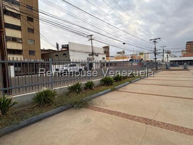 Comercial (Local Comercial) en Alquiler en 5 de Julio, Zulia - 14
