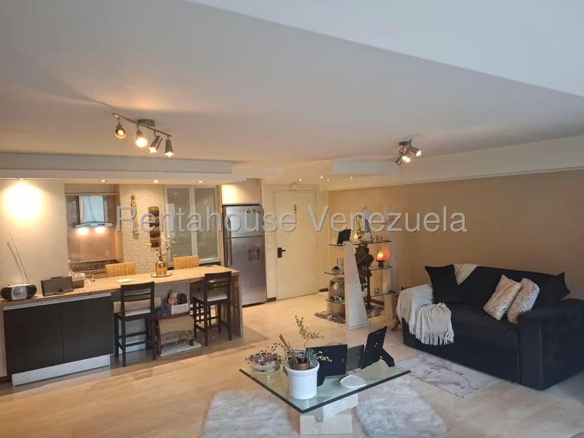 Apartamento (1 Nivel) en Venta en Campo Alegre, Distrito Metropolitano - 11