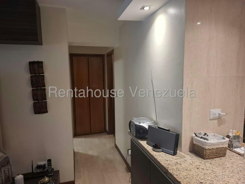 Apartamento (1 Nivel) en Venta en Campo Alegre, Distrito Metropolitano - 19