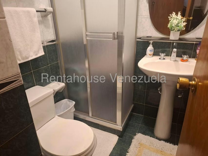 Apartamento (1 Nivel) en Venta en Campo Alegre, Distrito Metropolitano - 20