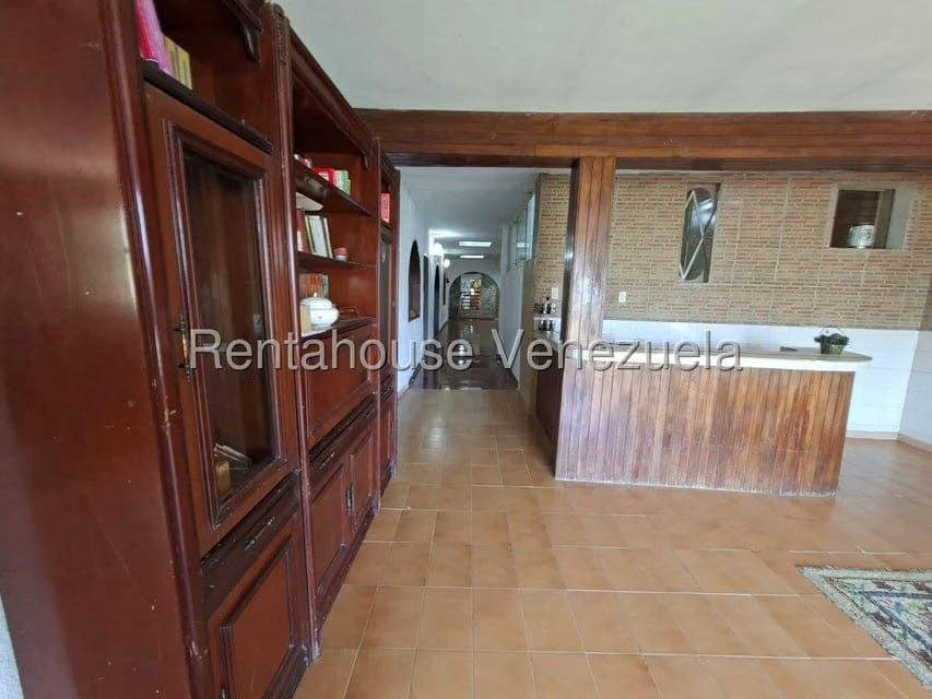Casa (Multipes Niveles) en Venta en La Rosaleda, Miranda - 23