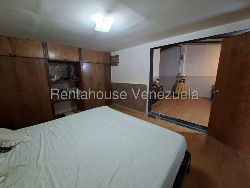 Casa (Multipes Niveles) en Venta en La Rosaleda, Miranda - 27
