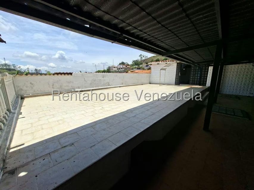 Casa (Multipes Niveles) en Venta en La Rosaleda, Miranda - 58