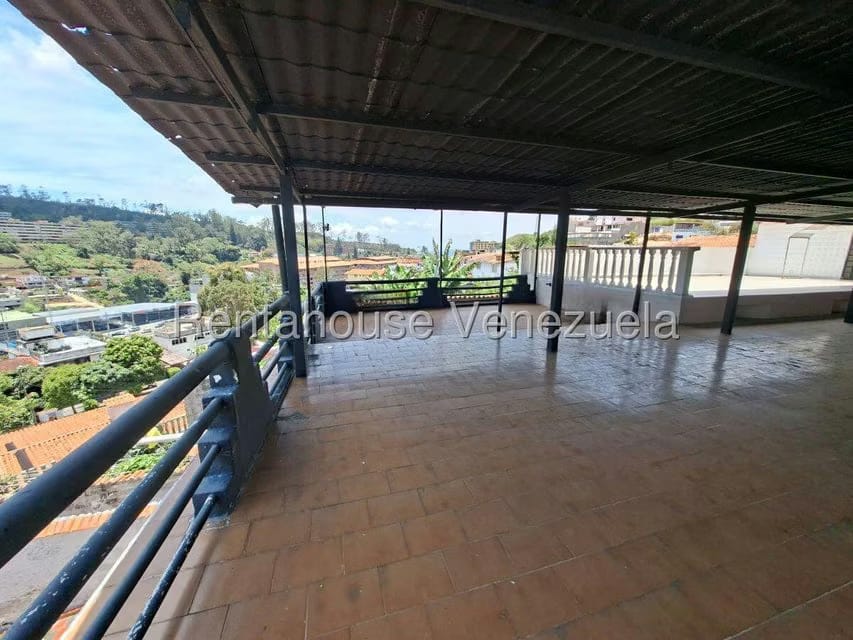 Casa (Multipes Niveles) en Venta en La Rosaleda, Miranda - 63