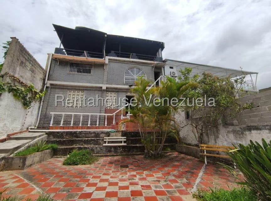 Casa (Multipes Niveles) en Venta en La Rosaleda, Miranda - 67