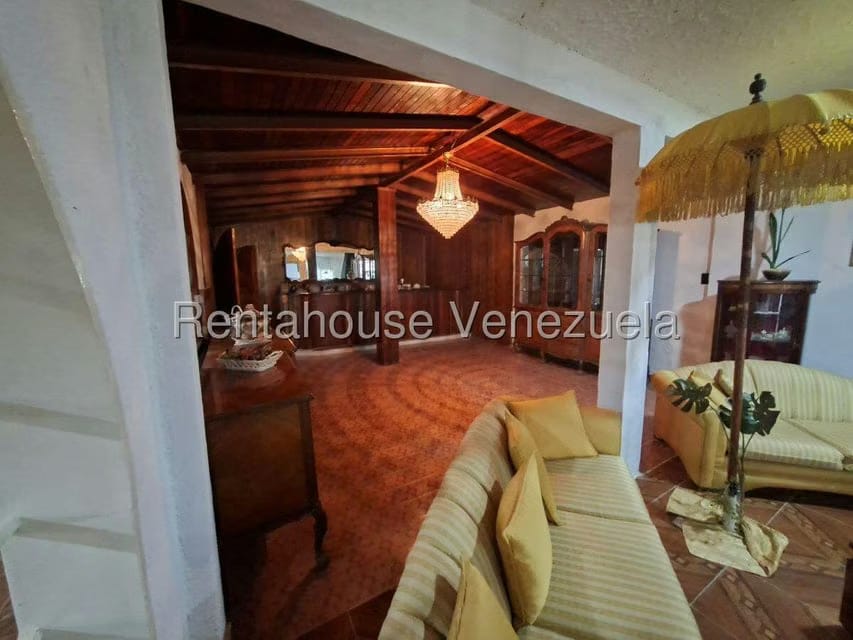 Casa (Multipes Niveles) en Venta en La Rosaleda, Miranda - 8