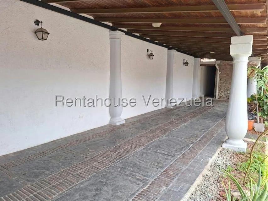Casa (Multipes Niveles) en Venta en La Rosaleda, Miranda - 72